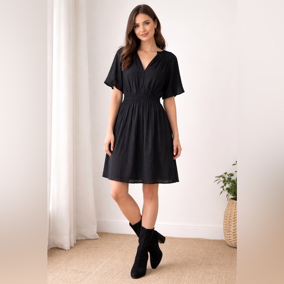 H&M Dresses & Skirts - H&M Elegant Black Mini Dress